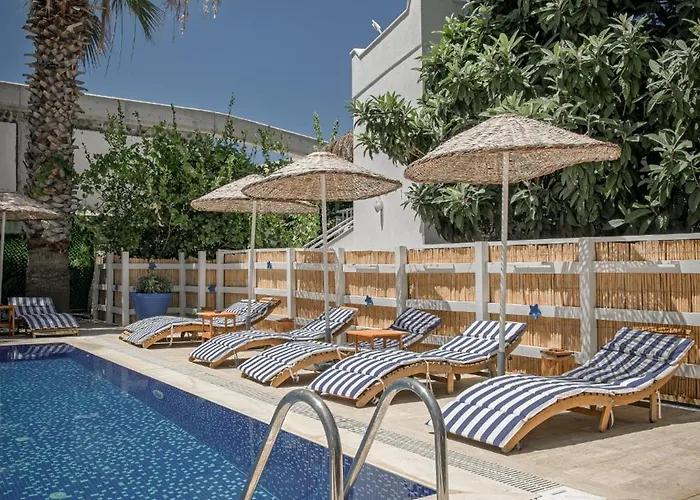 Olo Yalikavak 8 Min Gumusluk 3 Min Bodrum